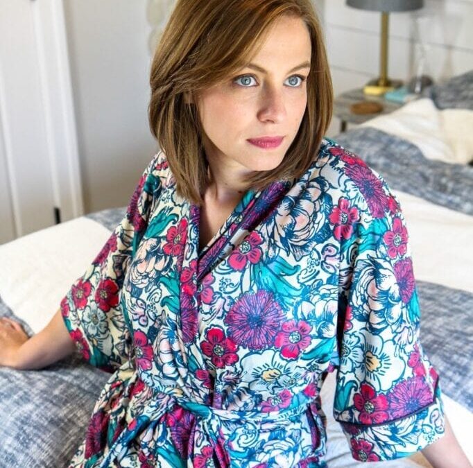 Erin Condren’s Floral Ink Kimono Review: The Robe for the Non-Believers
