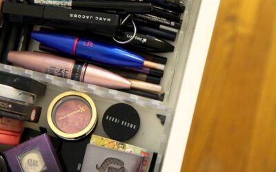 How to Keep Your Makeup Collection to Must-Haves