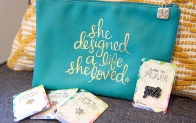 Erin Condren Luxe Quote Clutch and Enamel Pins Review