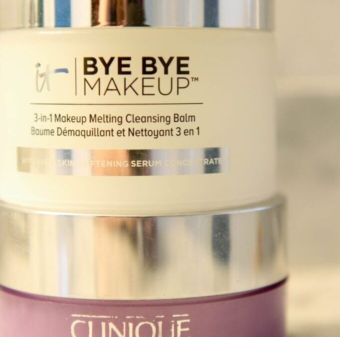 Clinique Take the Day of Cleansing Balm VS. it Cosmetics Bye Bye Makeup Cleansing Balm